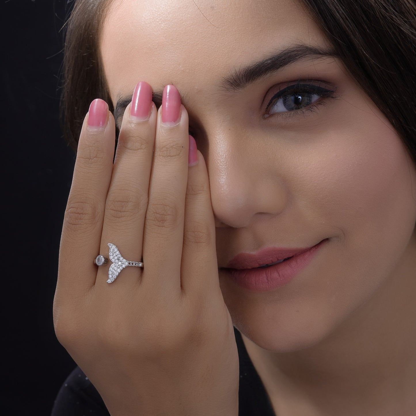 Nisa Premium Silver-Polish Delicate Fish-Tail Design With Diamonds Studded Fingering For Women and Girls