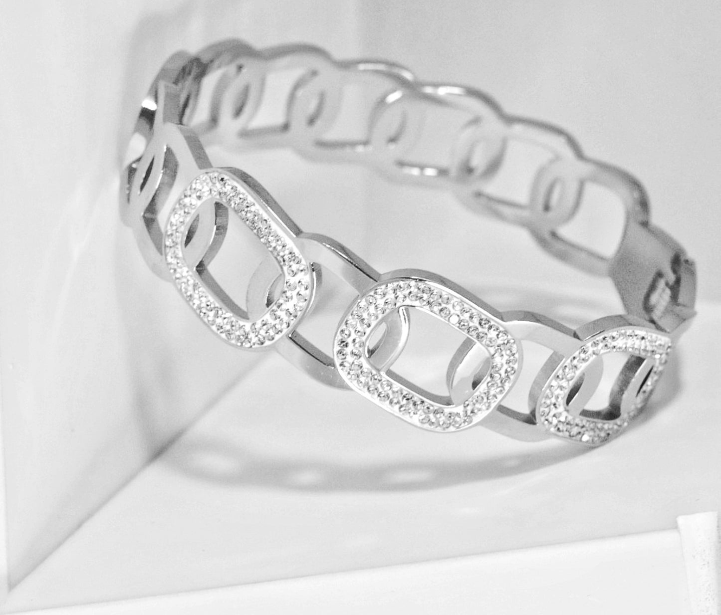 Nisa Premium Silver Polish Overlaping Chain Design With Diamond Studded Bracelet For Women and Girls