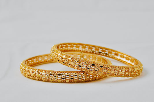 Nisa High Gold Polish Beads Doted Design Bangles For Women and Girls