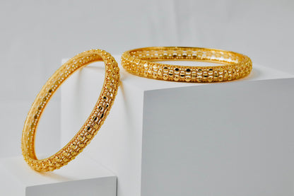 Nisa High Gold Polish Beads Doted Design Bangles For Women and Girls