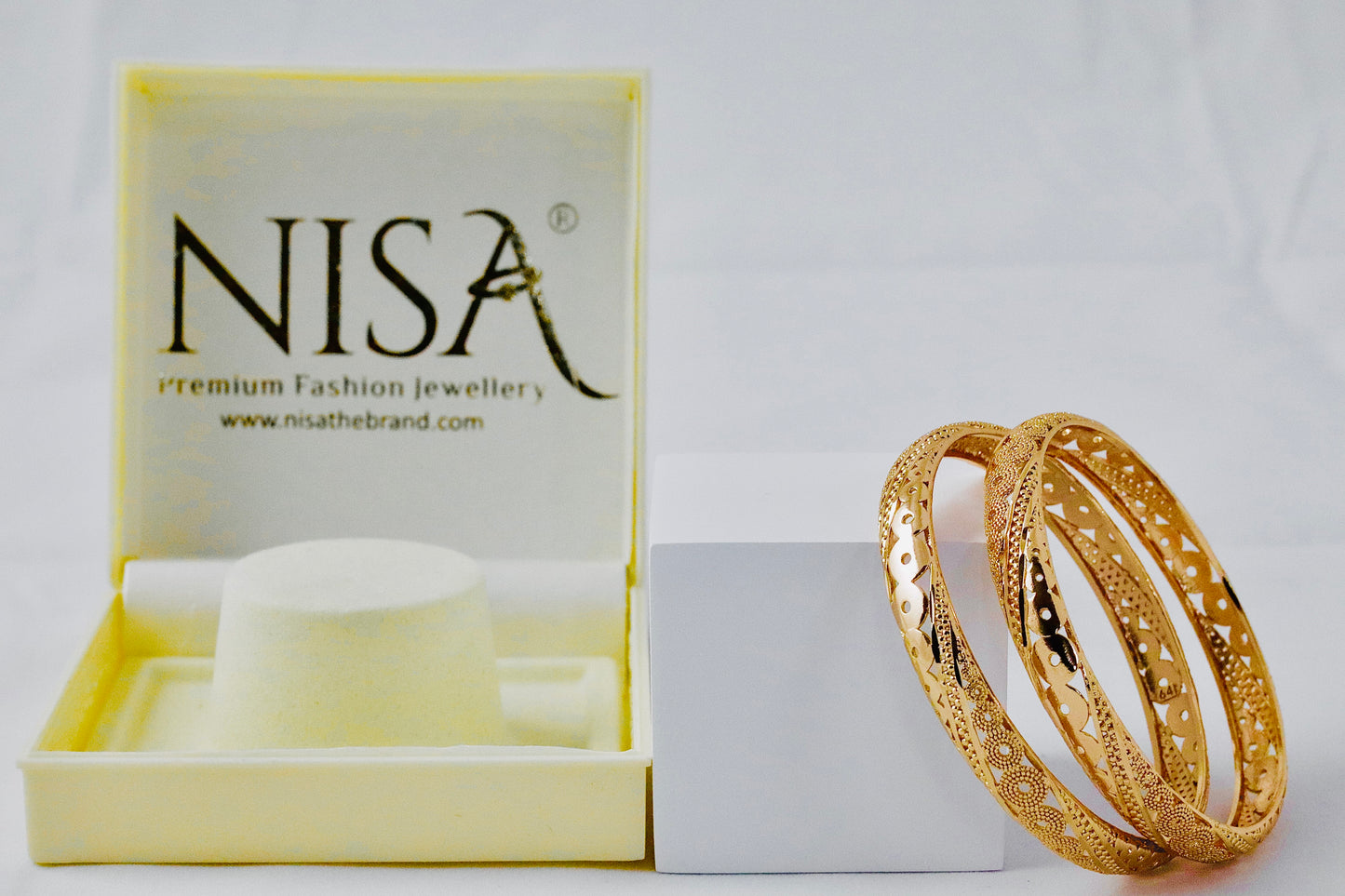 Nisa High Gold Polish Small to Big Round Shape Sequence Design Bangles For Women and Girls