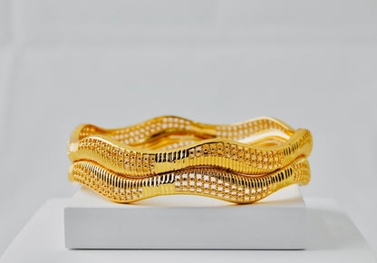 Nisa High Gold Polish Waves Shape Design Bangles For Women and Girls